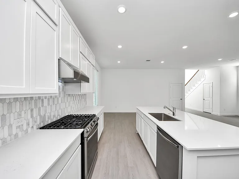 27443 Sunterra Village Dr — Photo 19