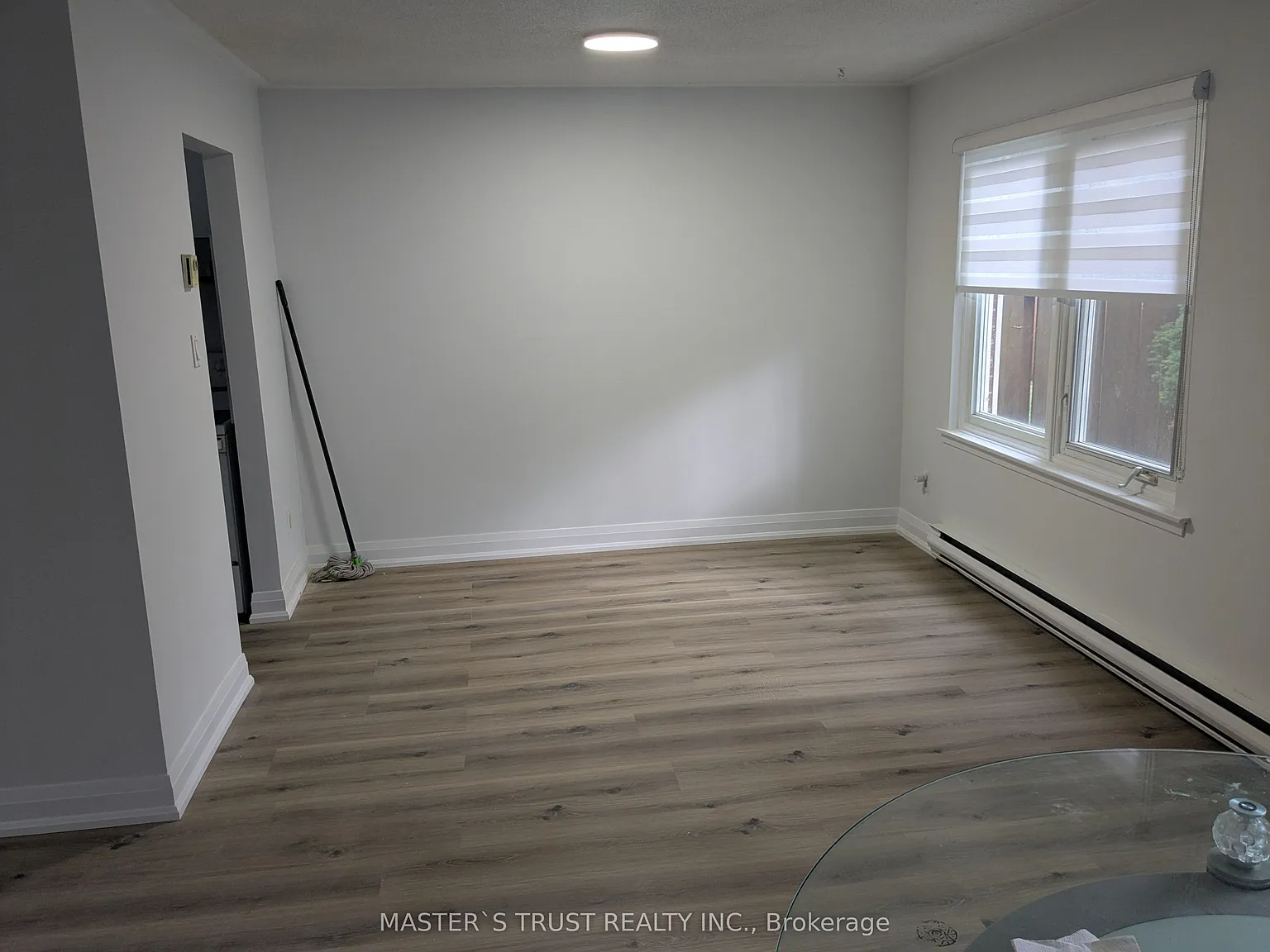 3 bed, $3,000 — Photo 3