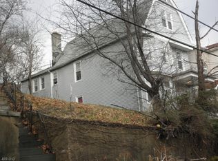 349 Ridgewood Ave, Newark, NJ 07112