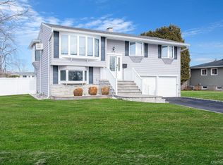 109 Utica Street, Bay Shore, NY 11706