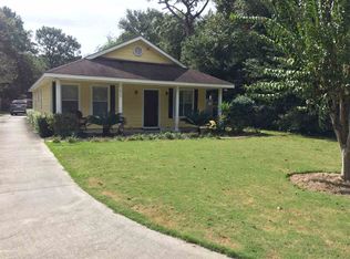 829 E 24th Ave, Gulf Shores, AL 36542