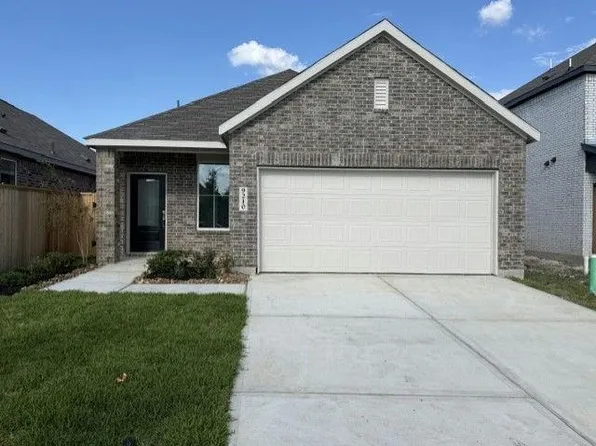 9210 Callum Nest Ct, Baytown, TX 77521