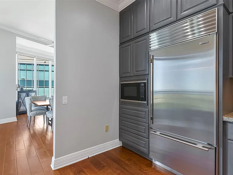 801 E Beach Dr #TW2704 — Photo 29