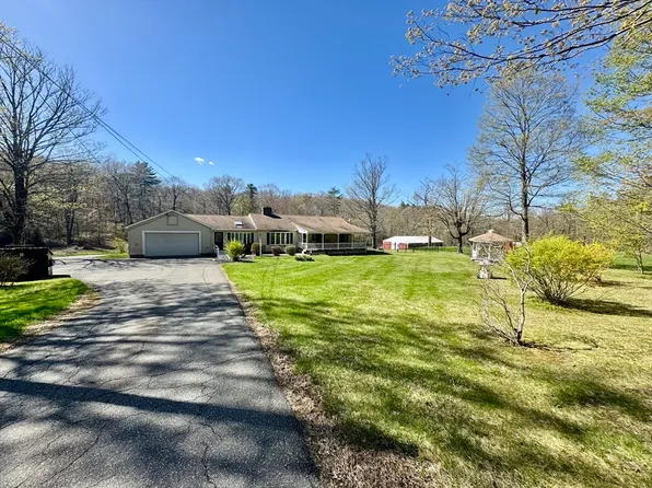 459 Mountain Rd, Wilbraham, MA 01095