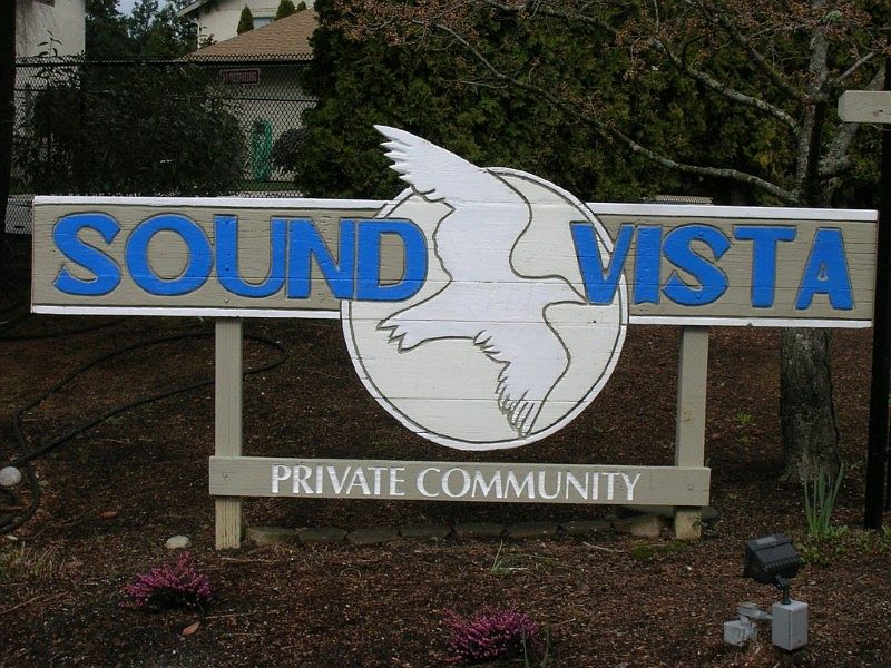 Peek-a-boo view of Sound