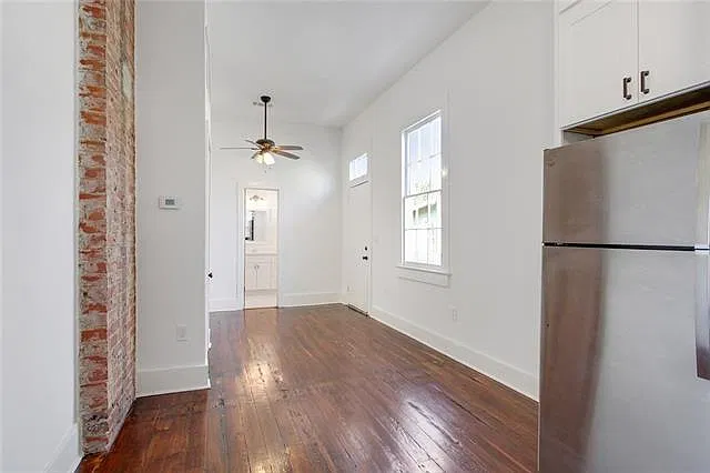 1 bed, 1.0 bath, 307 sqft, $1,125 — Photo 2