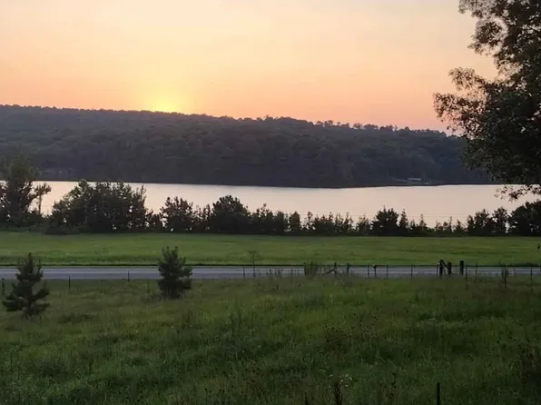 2436 Lost Creek Rd, Russellville, AL 35653