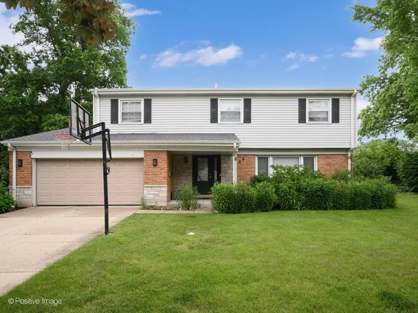 529 Susan Ln, Deerfield, IL 60015