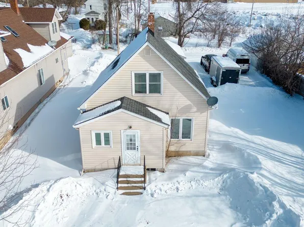 112 E Nebraska Ave, Gilbert, MN 55741