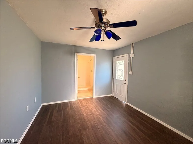 8406 Sevigny Dr — Photo 11