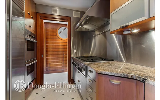 Sold by Douglas Elliman | media 22