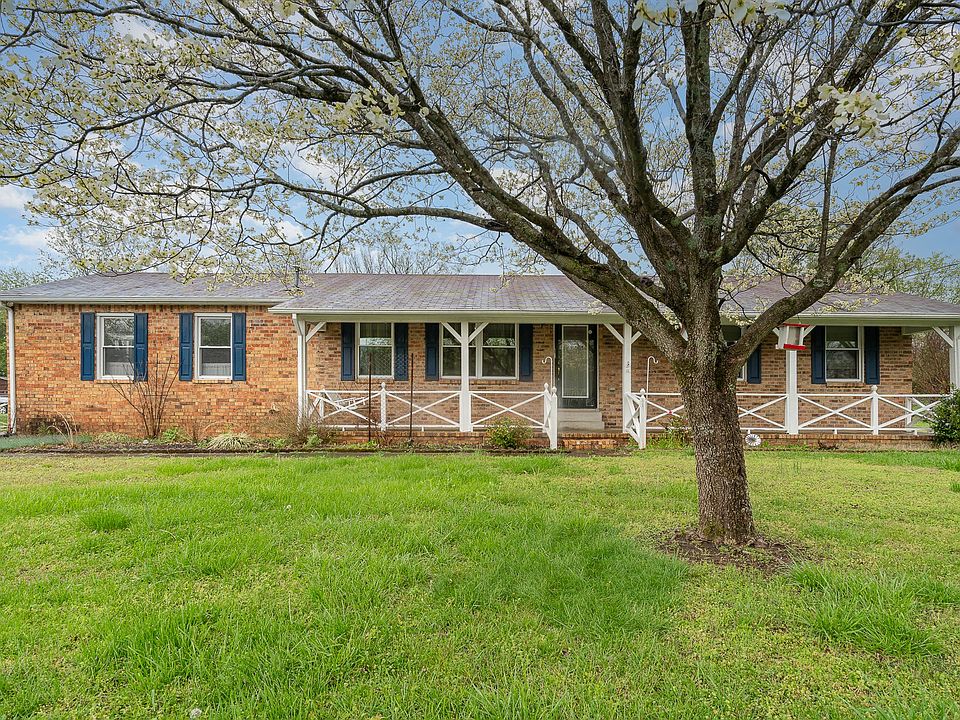 1st image of 530 Sondra Dr