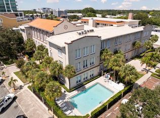 701 Mirror Lake Dr N APT 101, Saint Petersburg, FL 33701