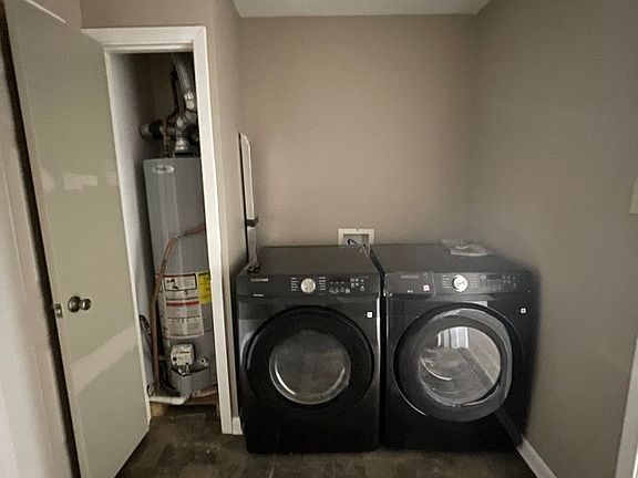 4th image of 1101 Lehman Dr