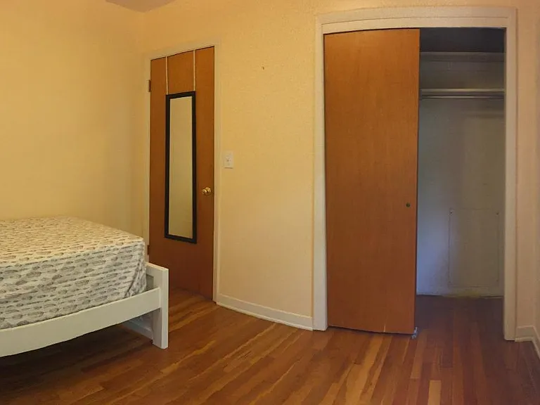 2250 N Triphammer Rd #T7D — Photo 25