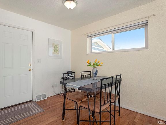 4th image of 9421 Highland Place
