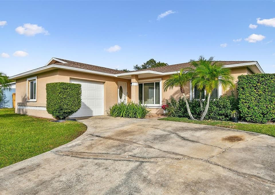 1st image of 345 Live Oak Blvd