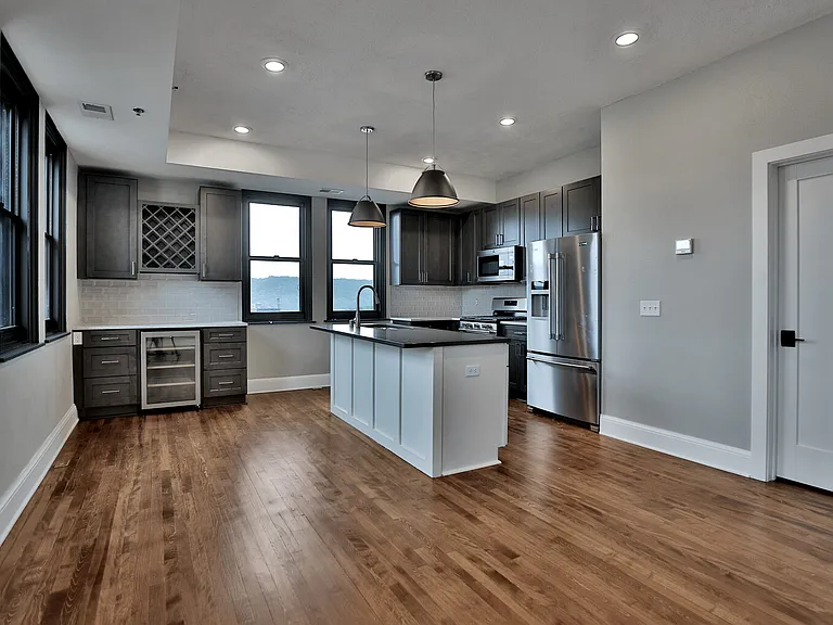Spacious Kitchen