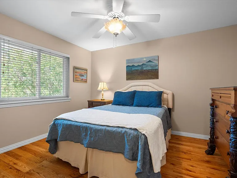 3933 Bordeaux Cir — Photo 23