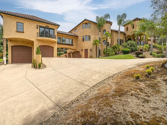 2nd image of 9113 Eden Oak Cir