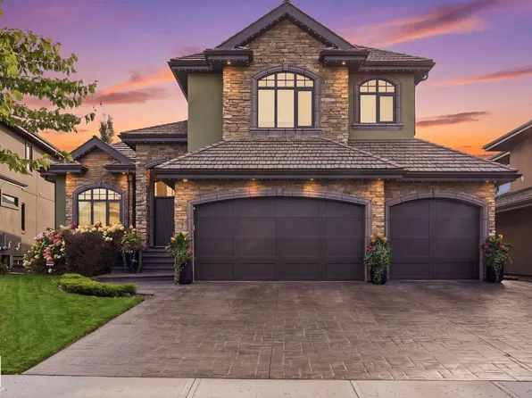 3 Kingsmeade Cres, Saint Albert, AB T8N 4C8