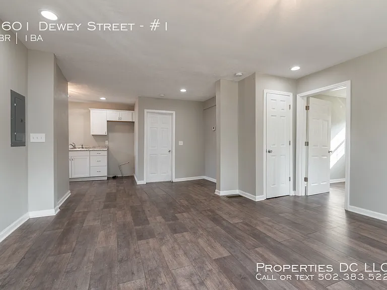 1601 Dewey St #1 — Photo 3