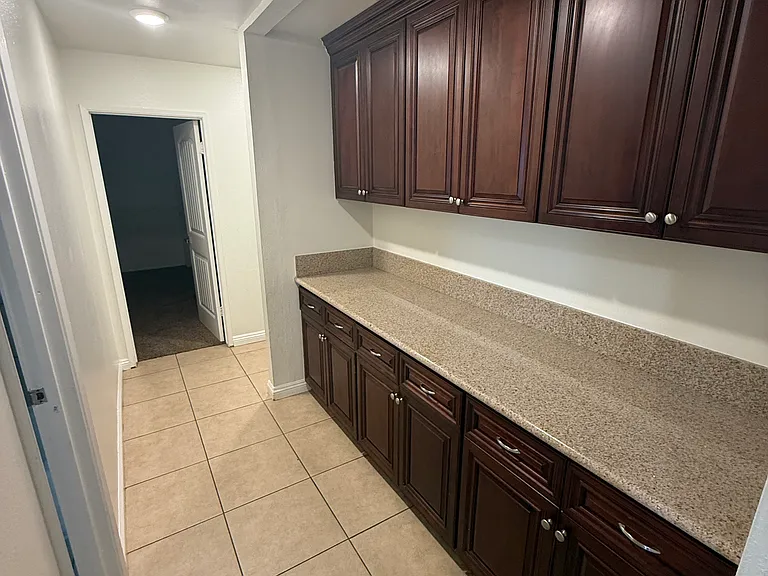 191 Goodrich Dr — Photo 8