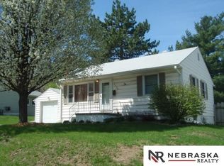 4126 N 60th St, Omaha, NE 68104