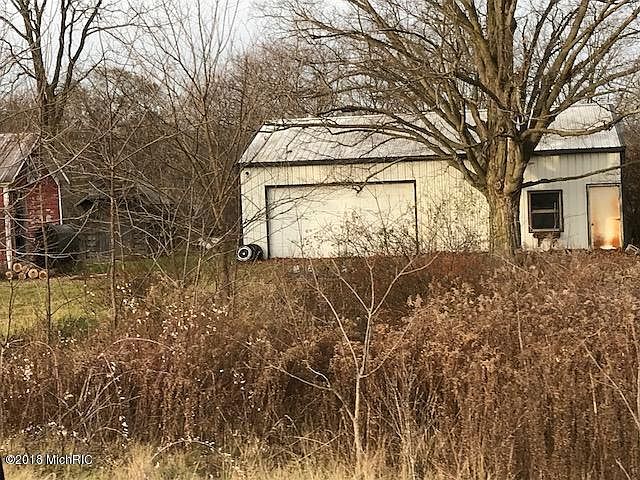 2nd image of 624 46th St