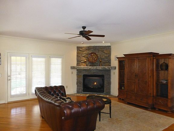 3rd image of 2411 A Retriever Ln