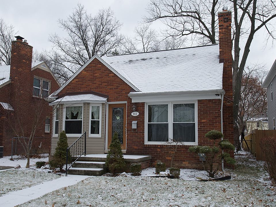 1st image of 311 S Vermont Ave