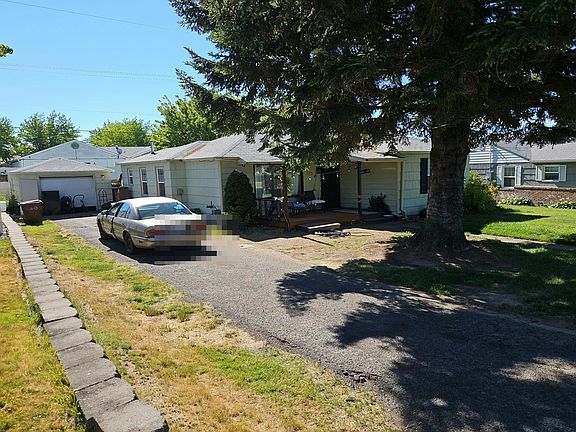 3rd image of 115 N 52nd Ave