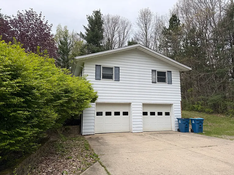 21333 N Uldriks Dr — Photo 2