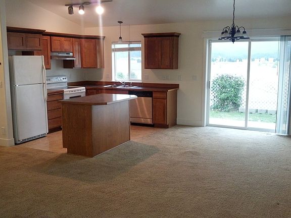 3rd image of 239 N Silkwood Dr