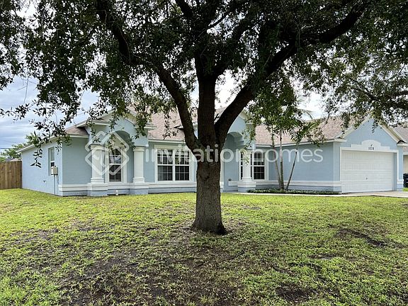2nd image of 1038 SW Aviation Ave