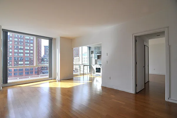 Rented by Nest Seekers International | media 19