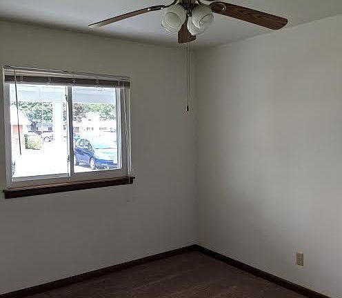 4th image of 510 Pennsylvania Ave APT D