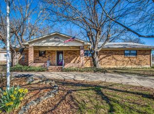 208 S Jordan St, Whitesboro, TX 76273