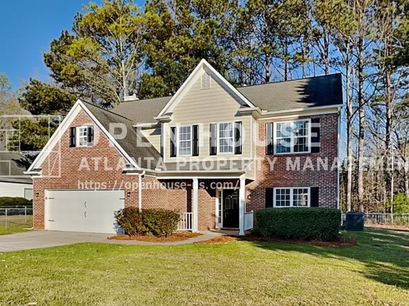 450 Fairway Walk Dr NE, Lawrenceville, GA
