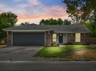 506 N Elm St, Forney, TX 75126