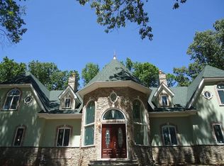 673 Glendale Rd, Franklin Lakes, NJ 07417