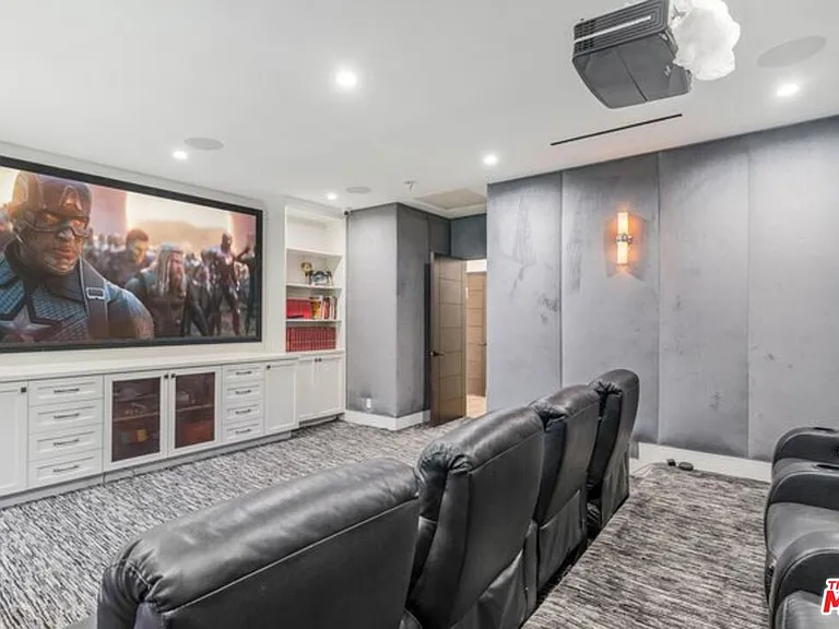 17520 Embassy Dr — Photo 26