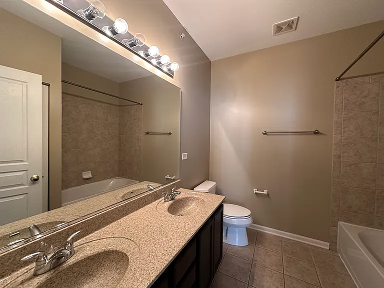 2245 Aurora Dr #28 — Photo 14