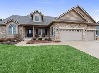 1830 Tour Trce, Chesterton, IN 46304