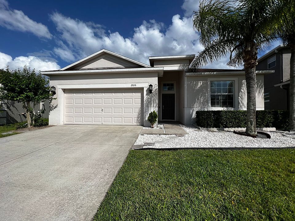 1st image of 2616 Carrickton Cir