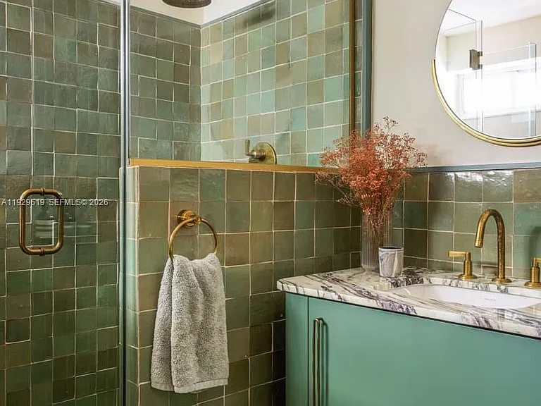 16 Island Ave #6B — Photo 18