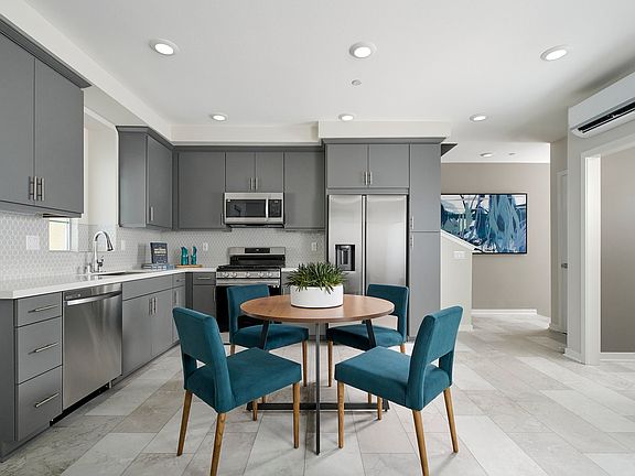 Blossom By Trumark Homes Plan 2 Covina, CA