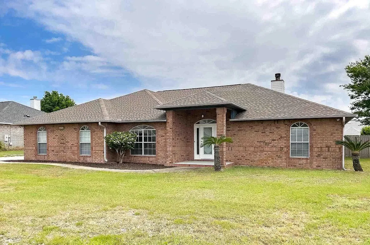 Building Photo - 5024 Chandelle Dr