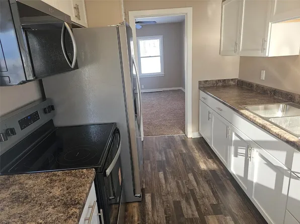 115 Dawley St NE, Cedar Rapids, IA 52402