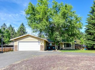 60641 Newcastle Dr, Bend, OR 97702